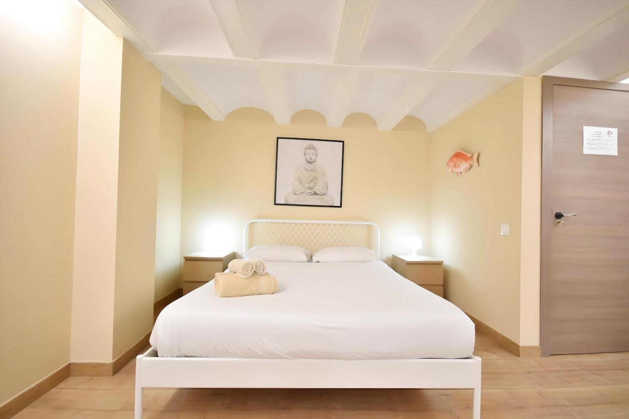 Centrico Apartamento Al Lado De Torres De Quart Валенсия Екстериор снимка